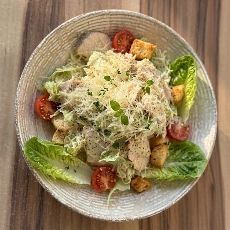 Цезарь с курицей